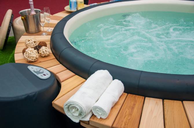 Benefits of Regular Hot Tub