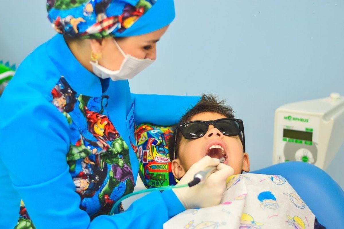 Things to Look for When Choosing a Family Dentist (1)