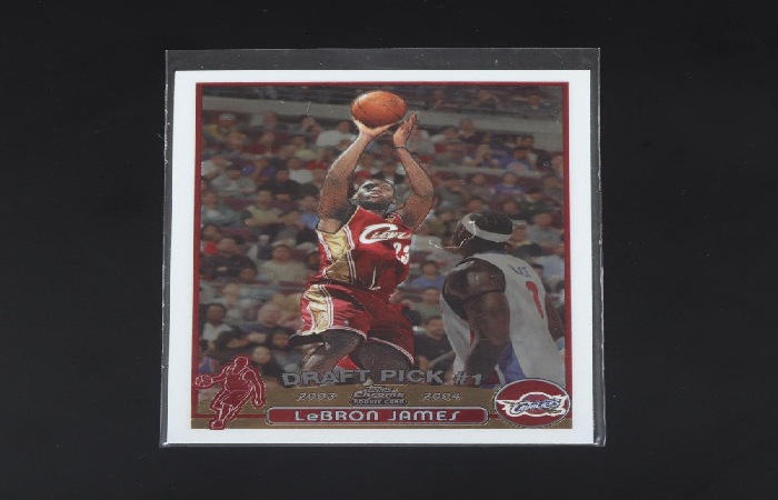 lebron james topps rookie card