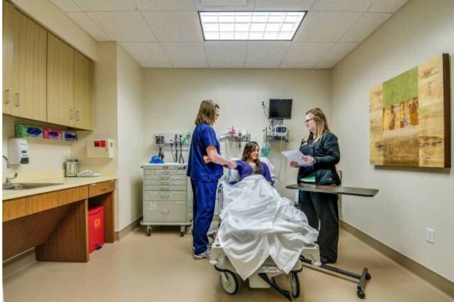 24-hour emergency room