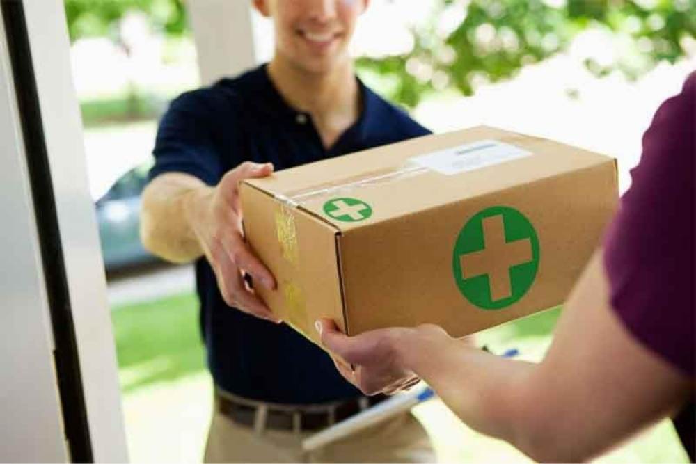 As you may have guessed it already, the right courier company
